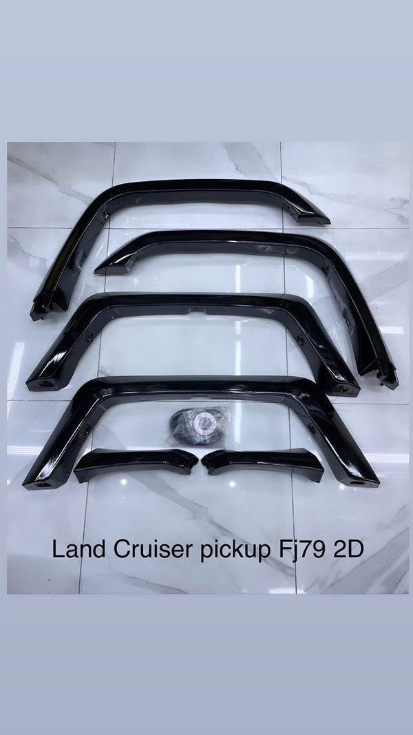 Fender trim for Toyota Land Cruiser FJ79 LC79